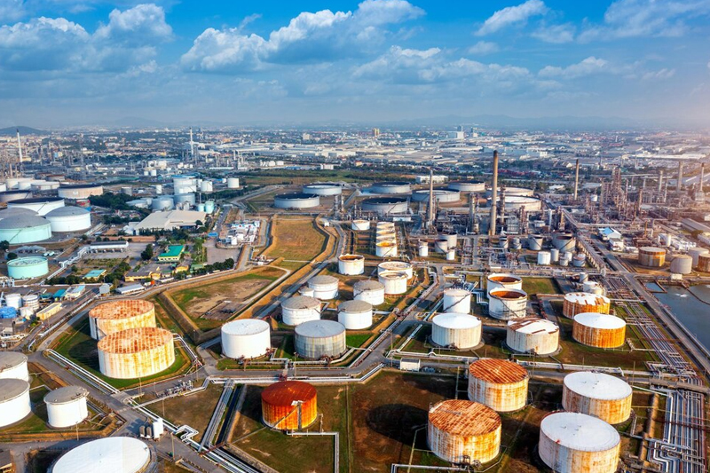 Industrial storage tanks